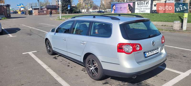 Универсал Volkswagen Passat 2010 в Киеве