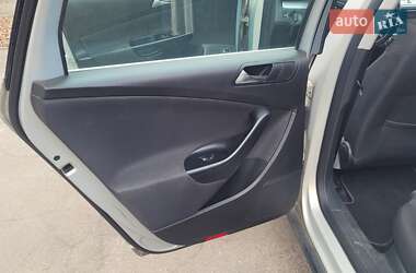Универсал Volkswagen Passat 2010 в Киеве