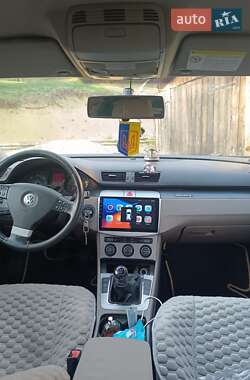 Универсал Volkswagen Passat 2005 в 