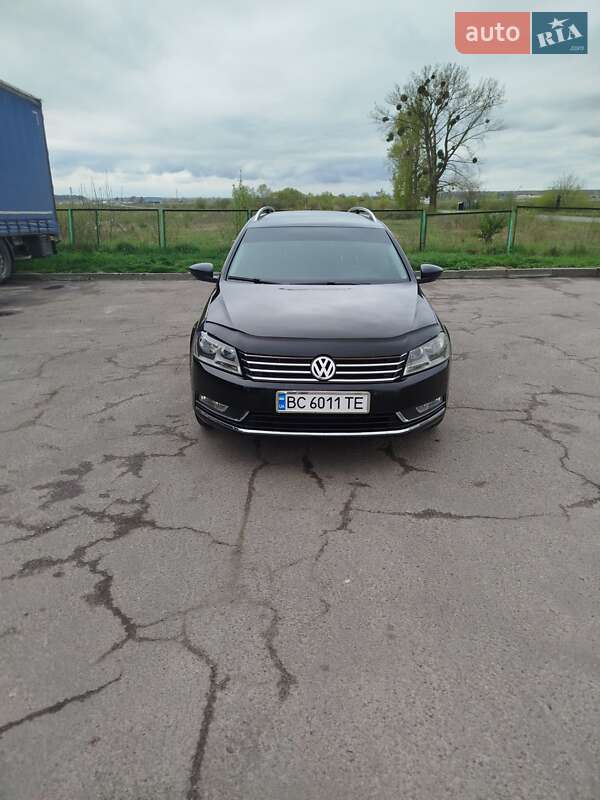 Универсал Volkswagen Passat 2011 в Каменке-Бугской фото 8 Универсал Volkswagen Passat 2011 в Каменке-Бугской