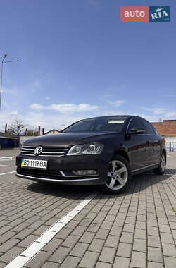Седан Volkswagen Passat 2012 в 