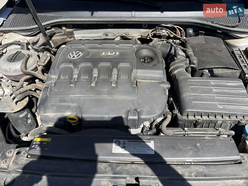 Універсал Volkswagen Passat 2015 в Ромнах