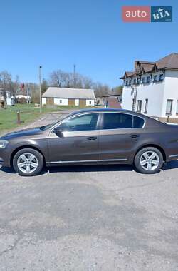 Седан Volkswagen Passat 2011 в Кропивницькому