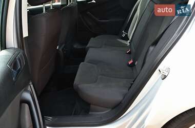 Седан Volkswagen Passat 2006 в 