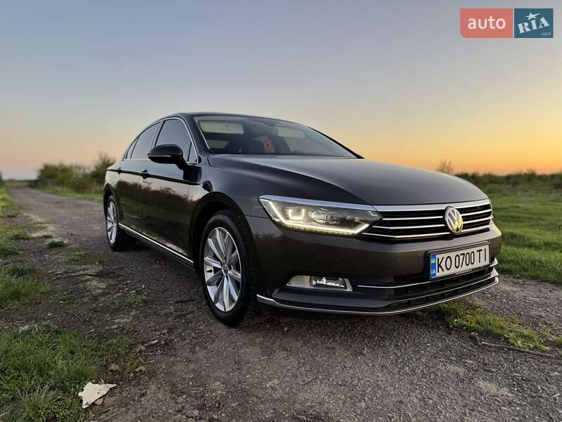 Седан Volkswagen Passat 2018 в Мукачевому