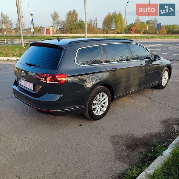 Універсал Volkswagen Passat 2020 в Радивиліві