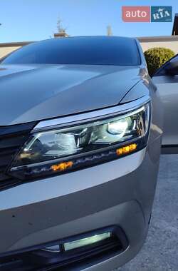 Седан Volkswagen Passat 2016 в 