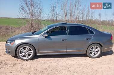 Седан Volkswagen Passat 2012 в 