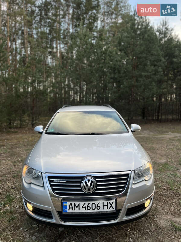 Универсал Volkswagen Passat 2008 в Киеве