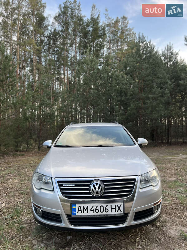 Универсал Volkswagen Passat 2008 в Киеве