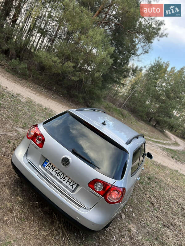 Универсал Volkswagen Passat 2008 в Киеве