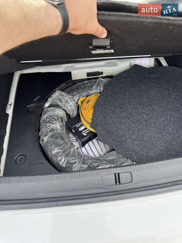 Седан Volkswagen Passat 2013 в Сновську