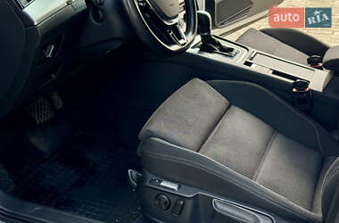 Универсал Volkswagen Passat 2015 в 