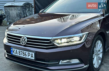 Седан Volkswagen Passat 2015 в 
