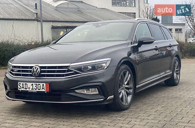 Универсал Volkswagen Passat 2021 в 