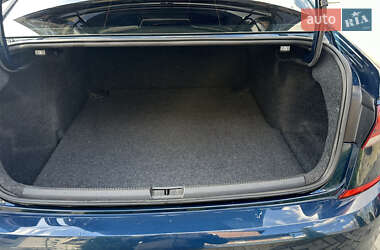 Седан Volkswagen Passat 2020 в 