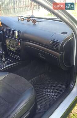 Универсал Volkswagen Passat 2000 в 