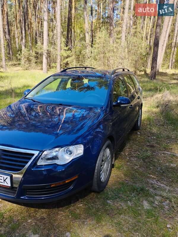 Универсал Volkswagen Passat 2005 в 