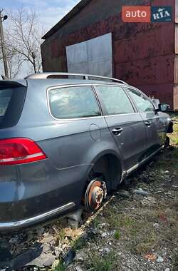 Универсал Volkswagen Passat 2011 в 