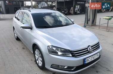 Універсал Volkswagen Passat 2014 в Львові