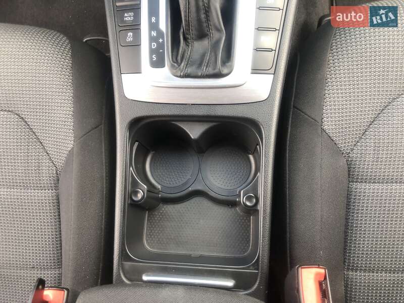 Универсал Volkswagen Passat 2014 в Львове фото 30 Универсал Volkswagen Passat 2014 в Львове