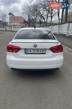 Седан Volkswagen Passat 2012 в 