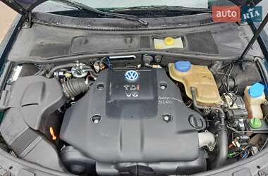 Універсал Volkswagen Passat 2001 в 