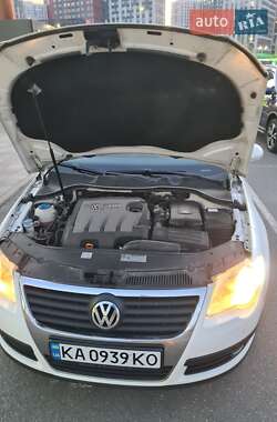 Универсал Volkswagen Passat 2010 в 