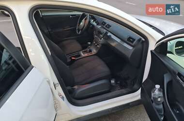 Универсал Volkswagen Passat 2010 в 
