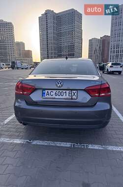 Седан Volkswagen Passat 2012 в 