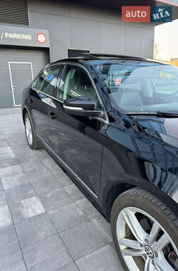 Седан Volkswagen Passat 2014 в 