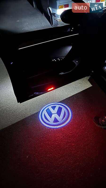 Универсал Volkswagen Passat 2015 в Тернополе