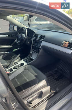 Седан Volkswagen Passat 2013 в 