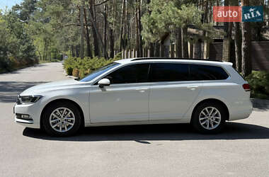 Універсал Volkswagen Passat 2017 в 