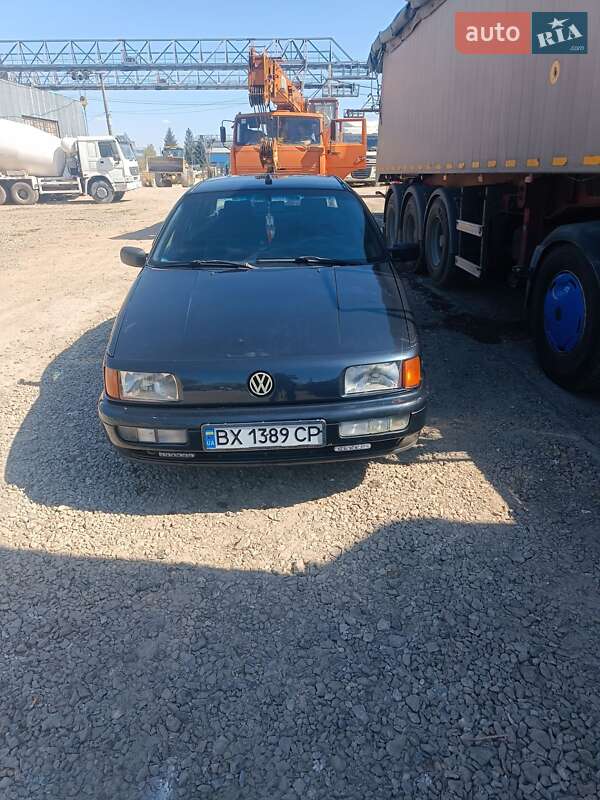 Volkswagen Passat 1990