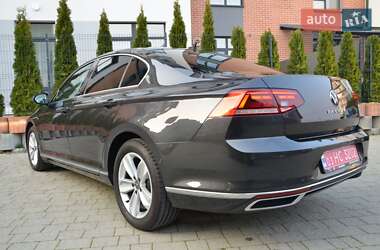 Седан Volkswagen Passat 2020 в 