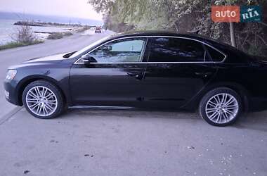 Седан Volkswagen Passat 2015 в 