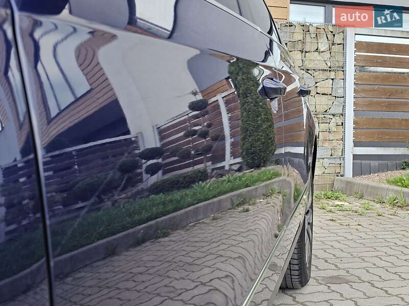 Универсал Volkswagen Passat 2009 в Стрые