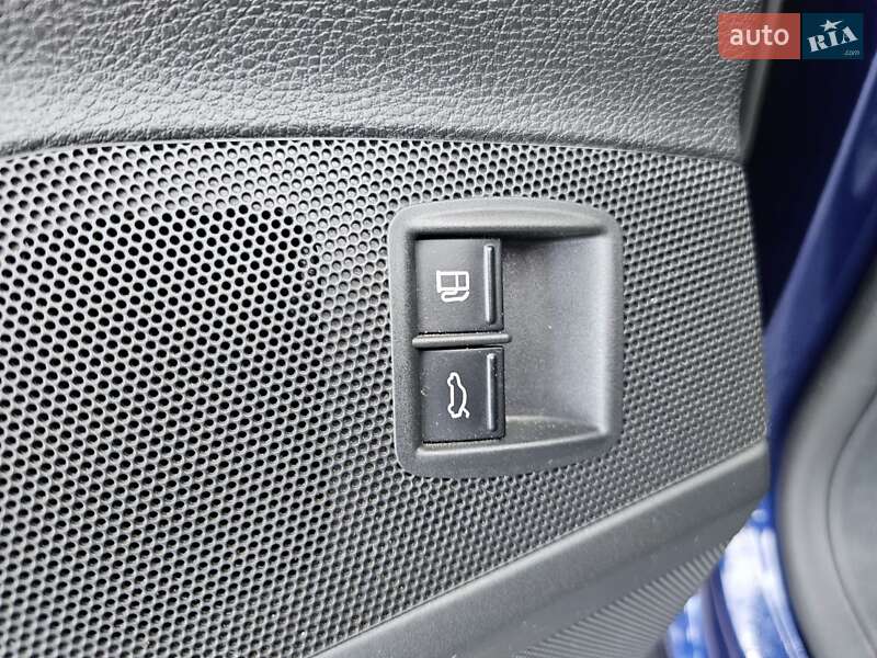 Универсал Volkswagen Passat 2009 в Стрые