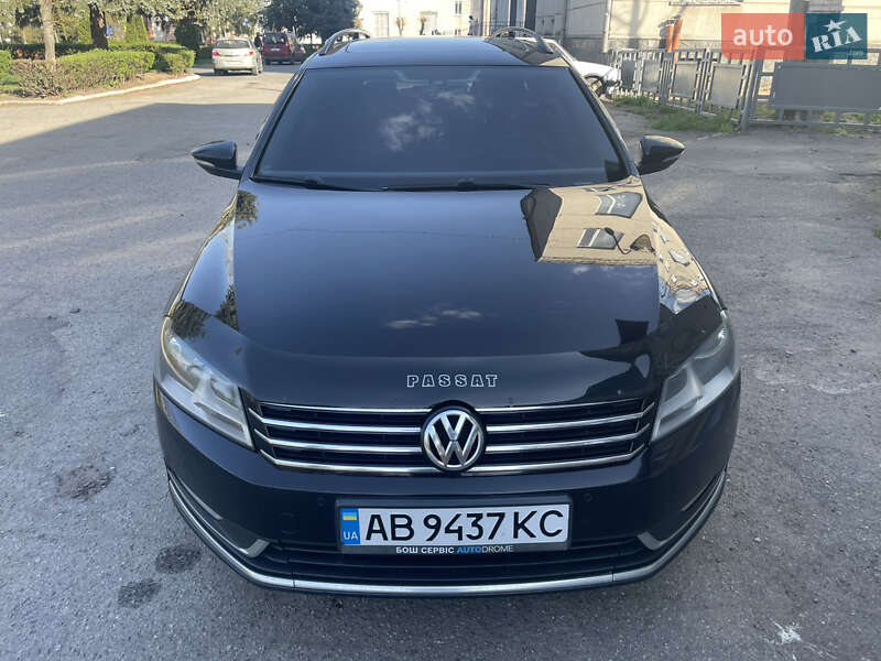 Универсал Volkswagen Passat 2011 в 