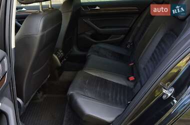 Седан Volkswagen Passat 2018 в 