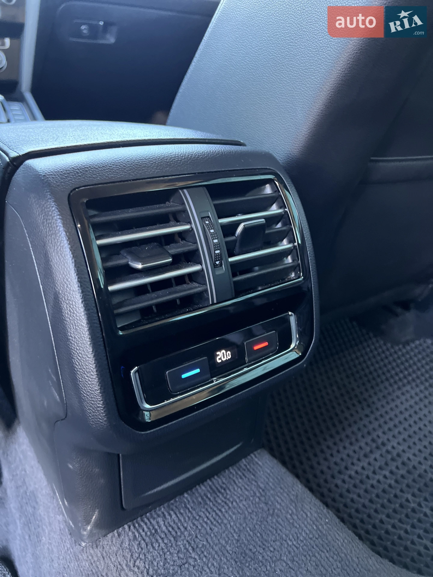 2015 Volkswagen Passat - мініатюра 32