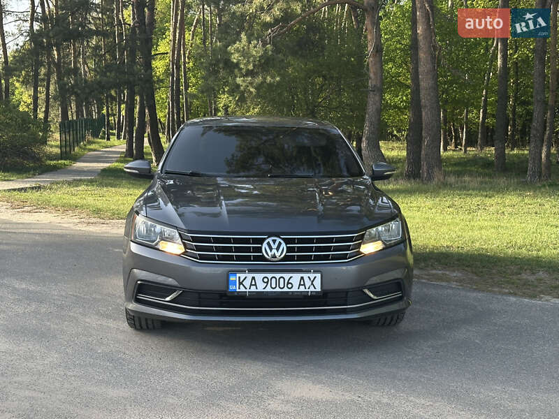 Седан Volkswagen Passat 2016 в 