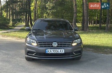 Седан Volkswagen Passat 2016 в 