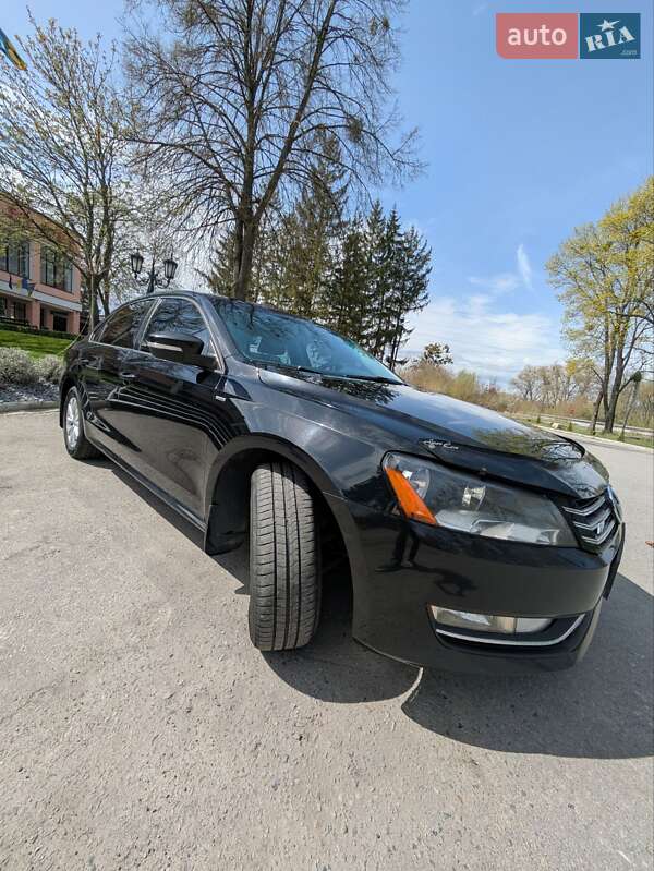 Седан Volkswagen Passat 2013 в Сарнах