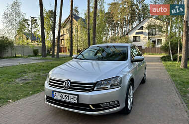 Седан Volkswagen Passat 2012 в 