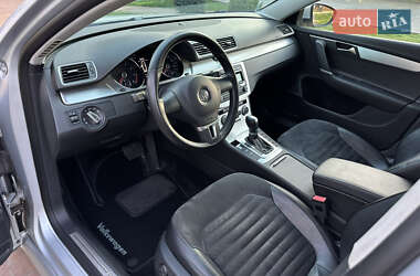 Седан Volkswagen Passat 2012 в 