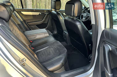 Седан Volkswagen Passat 2012 в 