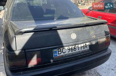 Седан Volkswagen Passat 1989 в 
