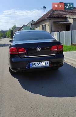 Седан Volkswagen Passat 2012 в 
